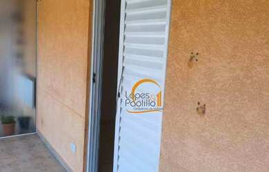 Imagem: O apartamento possui 2 Dormitórios, 1 Banheiro e 70m² de Área