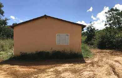 Imagem 10: Sítio 24,7 ha em Unaí/MG - Água Permanente, Casa, Pastos - Aceita Financiamento