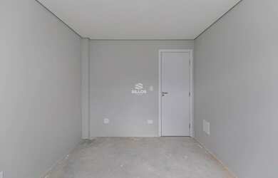 Imagem 14: Sobrado à venda com 3 quartos e sacada no Tingui em Curitiba