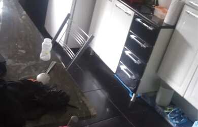 Imagem 8: Vendo casa na pedreira. 2 Banheirose2 Dormitórios