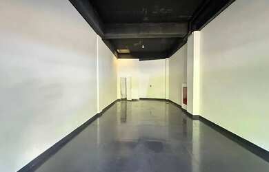 Imagem: Loja com 83m2 na Raja