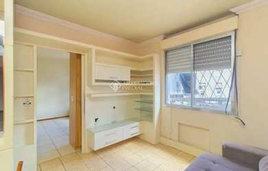 Imagem: O apartamento possui 1 Dormitório, 1 Banheiro, 38m² de Área