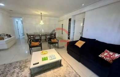 Imagem: O apartamento possui 4 Dormitórios, 4 Banheiros, 2 Vagas na