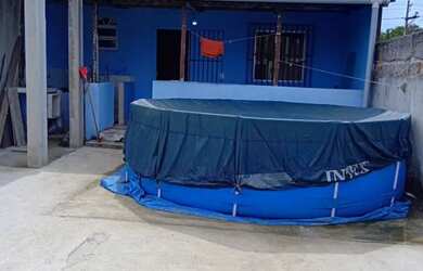 Imagem: A casa possui 1 Dormitório, 1 Banheiro, 2 Vagas na garagem