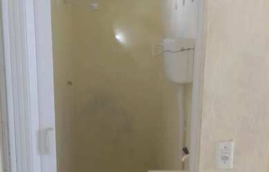 Imagem: A casa possui 2 Dormitórios, 1 Banheiro, 1 Vaga na garagem