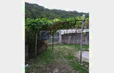 Imagem: A fazenda possui 1m² de Área e está localizado em Casa Vermelha