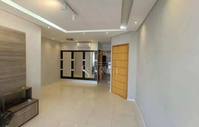 Imagem: O apartamento possui 3 Dormitórios, 5 Banheiros, 3 Vagas na