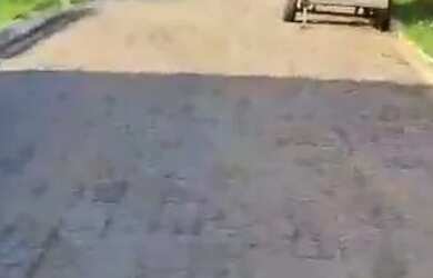 Imagem: O terreno possui 240m² de Área e está localizado em Campo