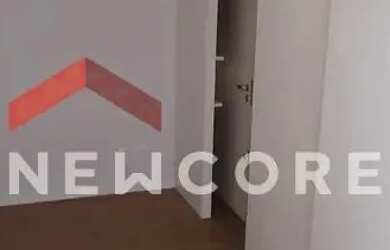 Imagem: O depósito possui 1 Vaga na garagem e 33m² de Área e está