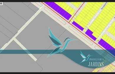 Imagem: O terreno possui 1.000m² de Área e está localizado em Leonor