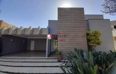 Imagem: A casa em condomínio possui 3 Dormitórios, 5 Banheiros, 4