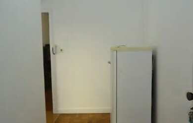 Imagem: O apartamento possui 1 Dormitório, 1 Banheiro, 75m² de Área