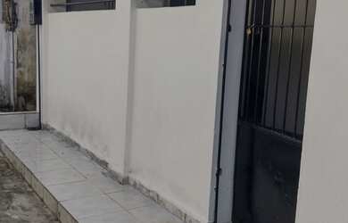 Imagem: A casa possui 2 Dormitórios, 1 Banheiro e está localizado