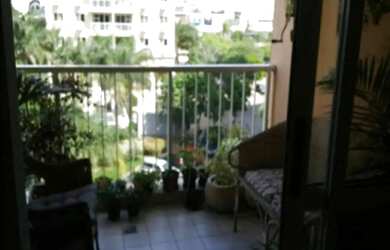 Imagem: O apartamento possui 3 Dormitórios, 2 Banheiros, 2 Vagas na