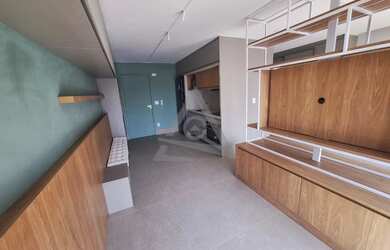 Imagem: O apartamento possui 1 Dormitório, 1 Banheiro, 1 Vaga na garagem