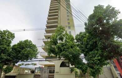 Imagem: O apartamento possui 3 Dormitórios, 1 Banheiro, 1 Vaga na garagem