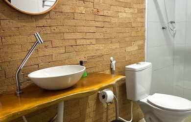 Imagem 15: Casa temporada. Piscina, Churrasqueira, Acomodam 15 pessoase4 Vagas na...