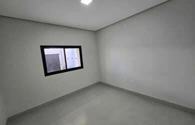 Imagem 9: Casa com piscina no bairro Planalto!