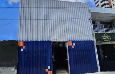 Imagem: O depósito possui 600m² de Área e está localizado em Marco