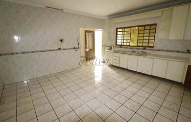 Imagem 16: Sobrado para alugar no Santa Mônica, na região norte de Londrina