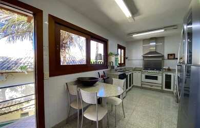 Imagem 12: Linda Casa à Venda no Luxuoso Condomínio Aldeia da Praia