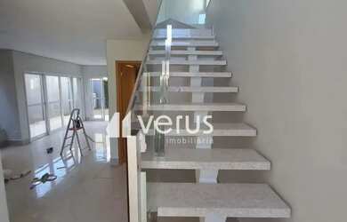 Imagem 7: Casa Sobrado para aluguel possui 140 m² com 03 quartos no Bairro Granja...