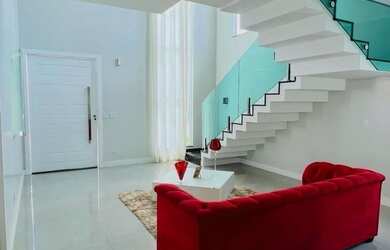 Imagem: A casa em condomínio possui 4 Dormitórios, 5 Banheiros, 4