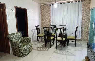 Imagem: O apartamento possui 2 Dormitórios, 1 Banheiro, 120m² de Área