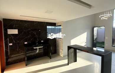 Imagem 3: OPORTUNIDADE IMPERDÍVEL EM ITAIPUAÇU Casa moderna no Jardim Atlântico...