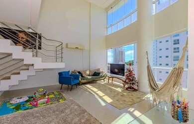 Imagem 2: Duplex com 3 suítes a venda no Ed. Palazzo Del Mare