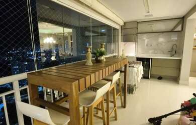 Imagem: O apartamento possui 3 Dormitórios, 4 Banheiros, 2 Vagas na