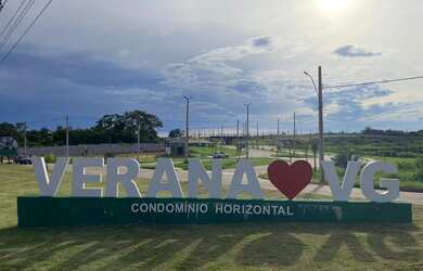 Imagem: O terreno possui 250m² de Área e está localizado em Novo