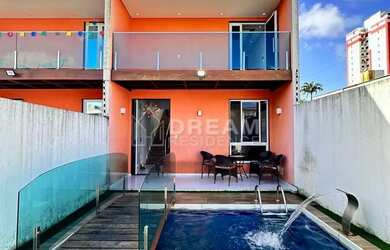 Imagem: A casa possui 5 Dormitórios, 5 Banheiros, 1 Vaga na garagem