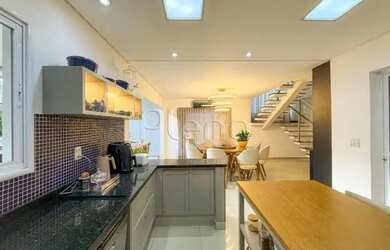 Imagem 13: Casa à Venda no Condomínio Portal do Jequitibá em Valinhos, no bairro...