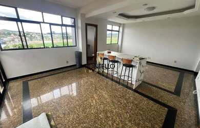 Imagem: O apartamento possui 4 Dormitórios, 4 Banheiros, 2 Vagas na