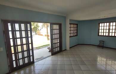 Imagem: A casa em condomínio possui 4 Dormitórios, 4 Banheiros, 4