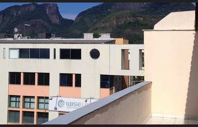 Imagem: O depósito possui 1 Vaga na garagem, 100m² de Área e está