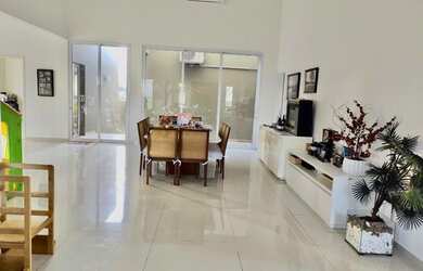 Imagem 2: Casa com 4 dormitórios para alugar, 400 m² por R$ 7.000,00/mês - Condomínio...