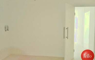 Imagem: O depósito possui 1 Vaga na garagem, 86m² de Área e está