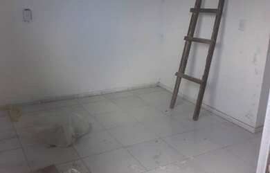 Imagem: A casa possui 2 Dormitórios, 1 Banheiro e está localizado