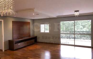 Imagem: O apartamento possui 4 Dormitórios, 5 Banheiros, 3 Vagas na