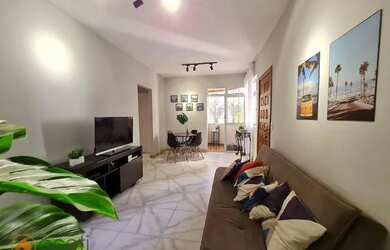 Imagem: O apartamento possui 2 Dormitórios, 2 Banheiros, 2 Vagas na