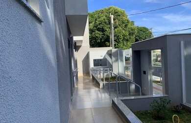 Imagem: O apartamento possui 3 Dormitórios, 4 Banheiros, 2 Vagas na