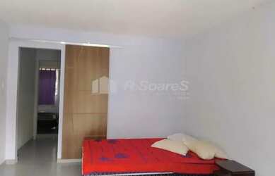 Imagem 11: Casa com 3 quartos sendo 1 suíte na Avenida Carlos Pontes- Jardim Sulacap