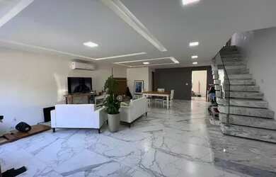 Imagem: A casa em condomínio possui 3 Dormitórios, 5 Banheiros, 2