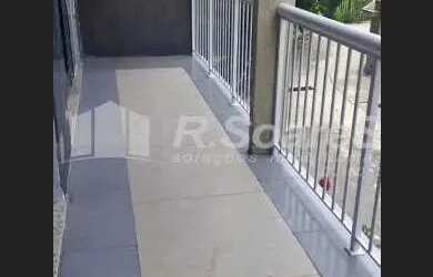 Imagem 9: Casa com 3 quartos sendo 1 suíte na Avenida Carlos Pontes- Jardim Sulacap