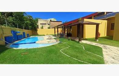 Imagem: A casa possui 3 Dormitórios, 5 Banheiros e 600m² de Área