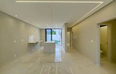 Imagem: A casa em condomínio possui 3 Dormitórios, 4 Banheiros, 2