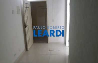 Imagem: O depósito possui 1 Vaga na garagem, 38m² de Área e está