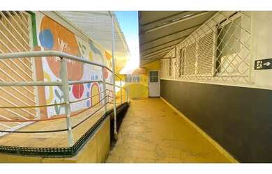 Imagem 10: Casa Comercial à venda - R$ 940.000,00 - 353,38m² de área construída...